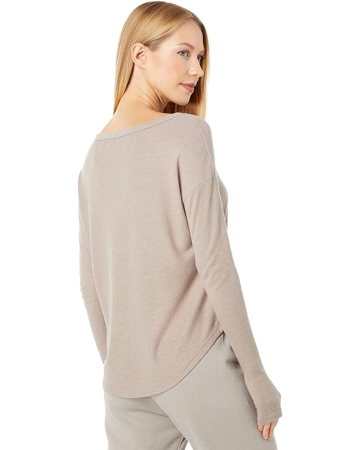 

Футболка с длинным рукавом Wildfox Hudson Thermal Long Sleeve Tee, цвет Pigment Atmosphere