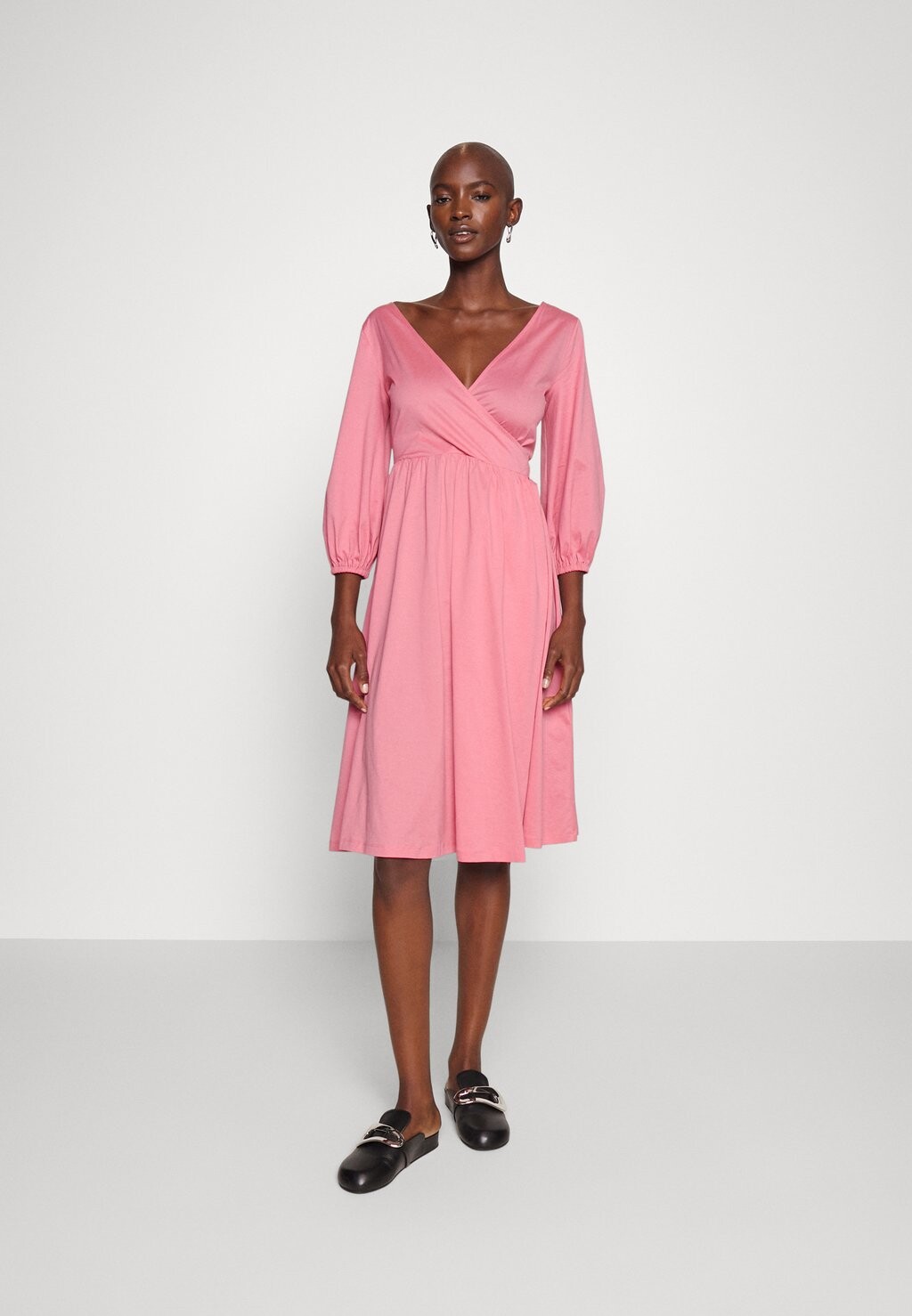 

Платье из джерси WEEKEND MaxMara