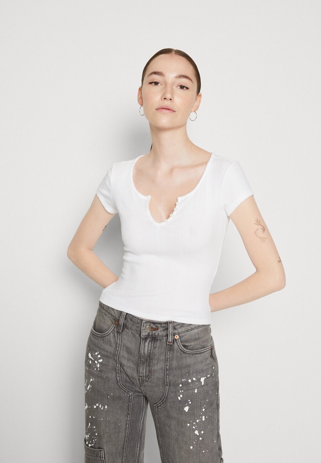 

Базовая футболка BDG Urban Outfitters, белый