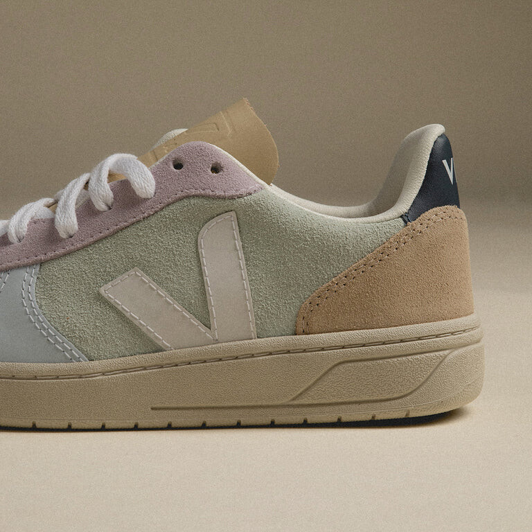 

Кроссовки V-10 Suede W Veja, белый