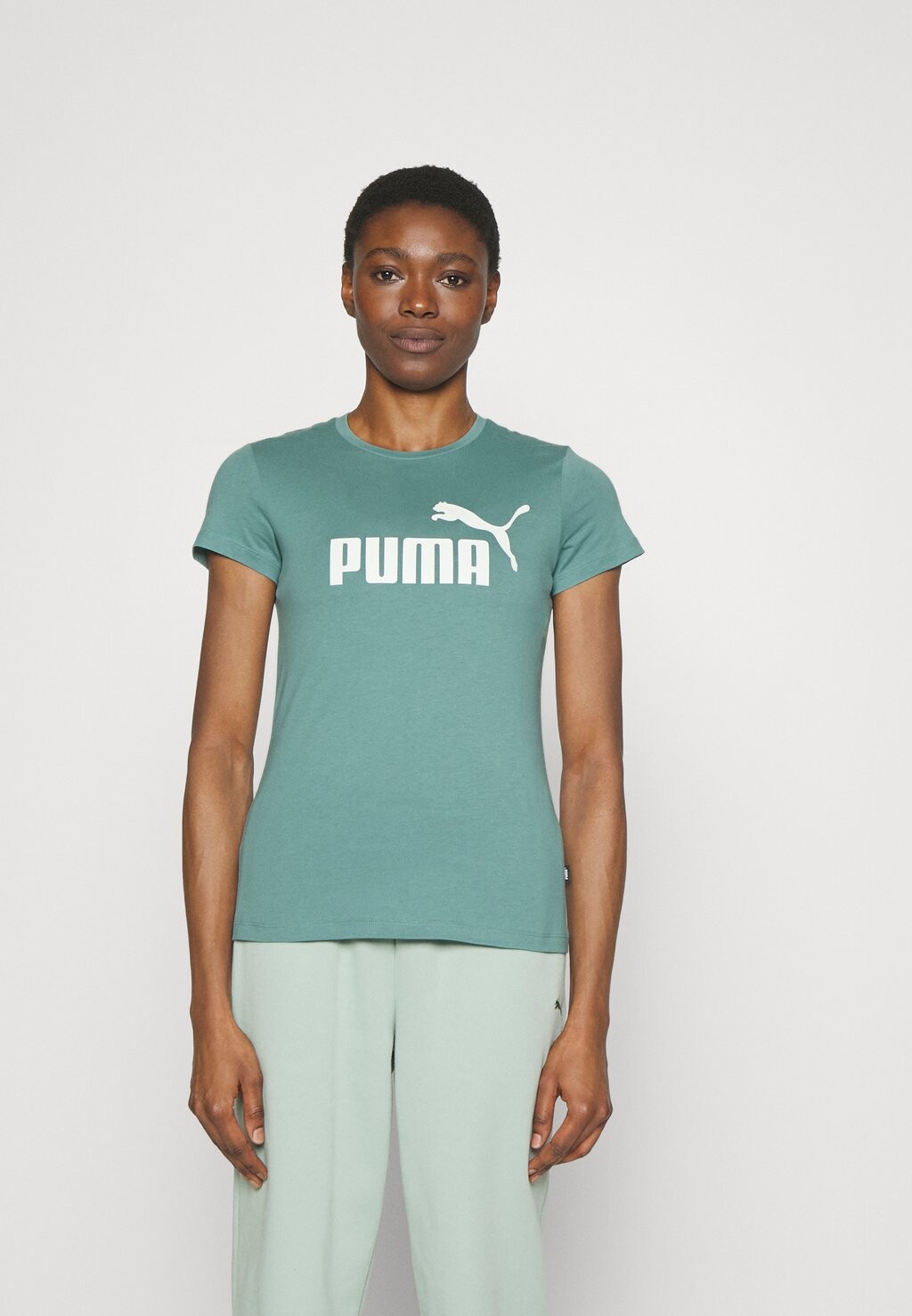 

Футболка с принтом Puma