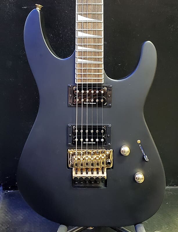 

Электрогитара Jackson X Series SLX DX Soloist Satin Black - FREE Set up