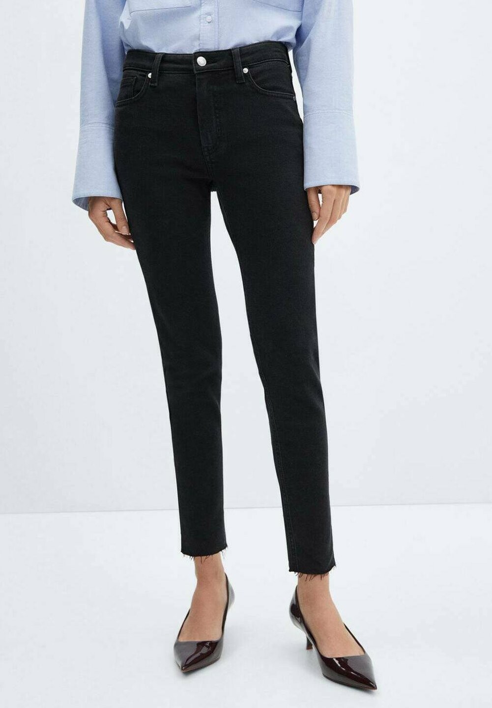 

Джинсы Skinny Fit Isa Mango, цвет black denim
