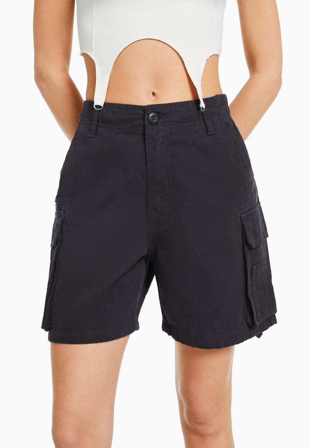 

Шорты Bershka