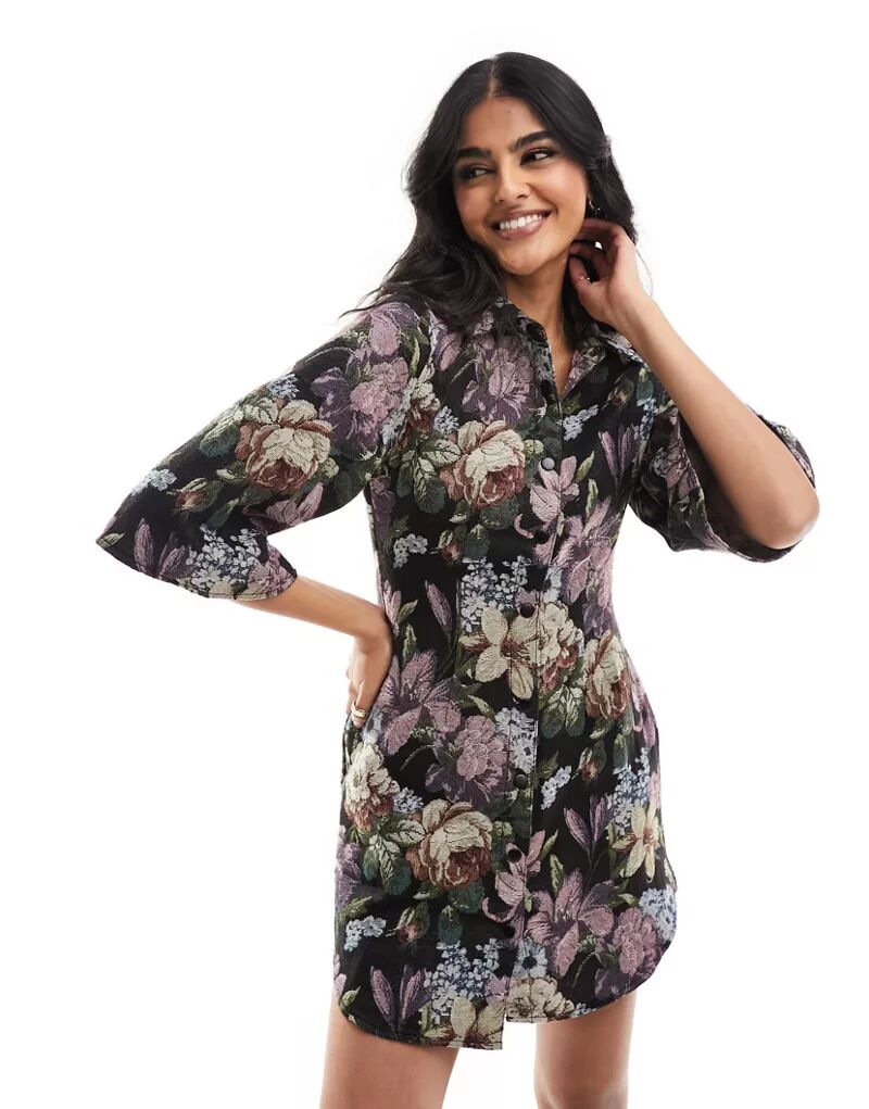 Платье-рубашка мини с цветочным гобеленом и расклешенными рукавами ASOS