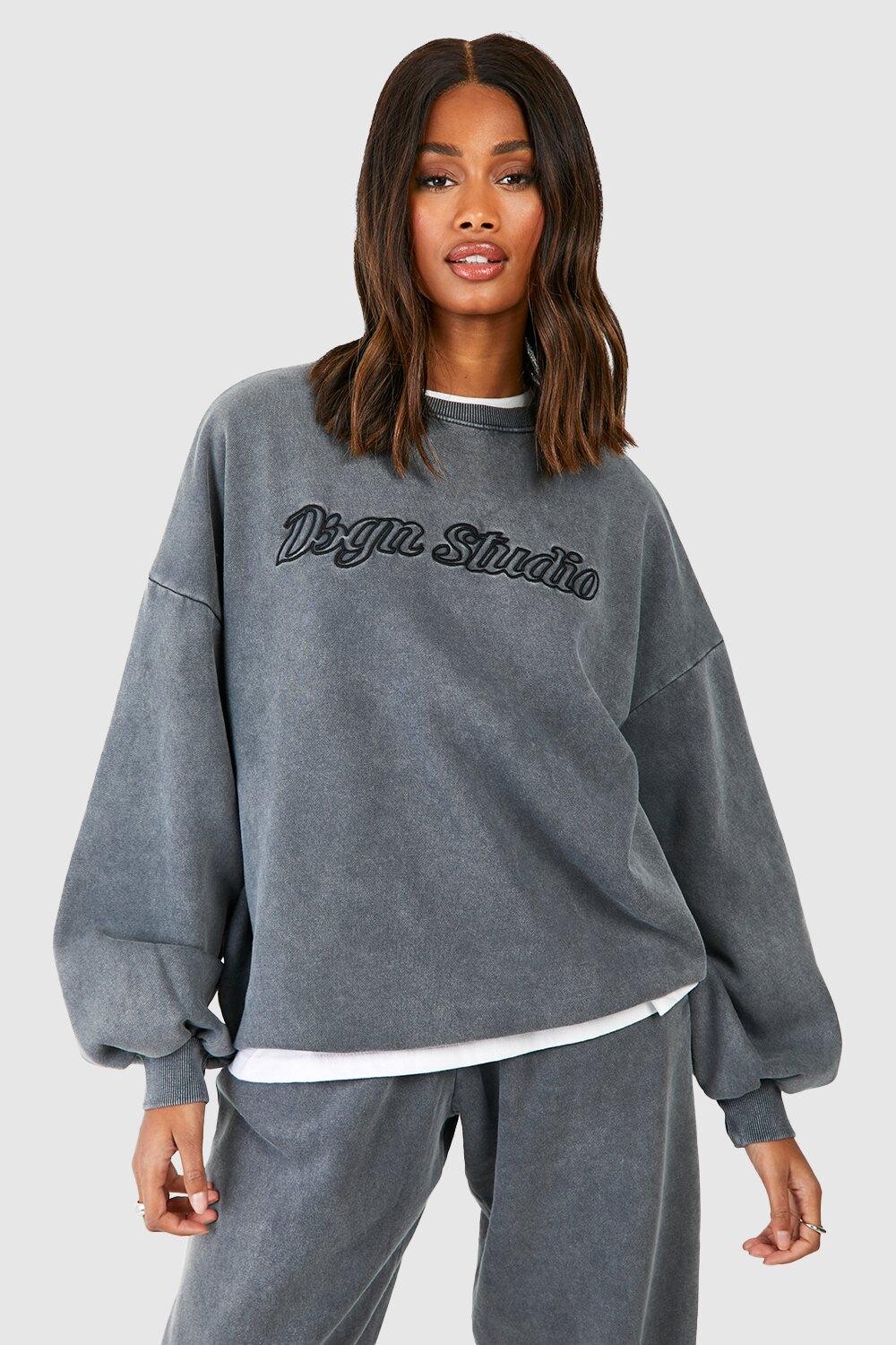 

Толстовка оверсайз с вышивкой Dsgn Studio 3d Acid Wash boohoo, серый