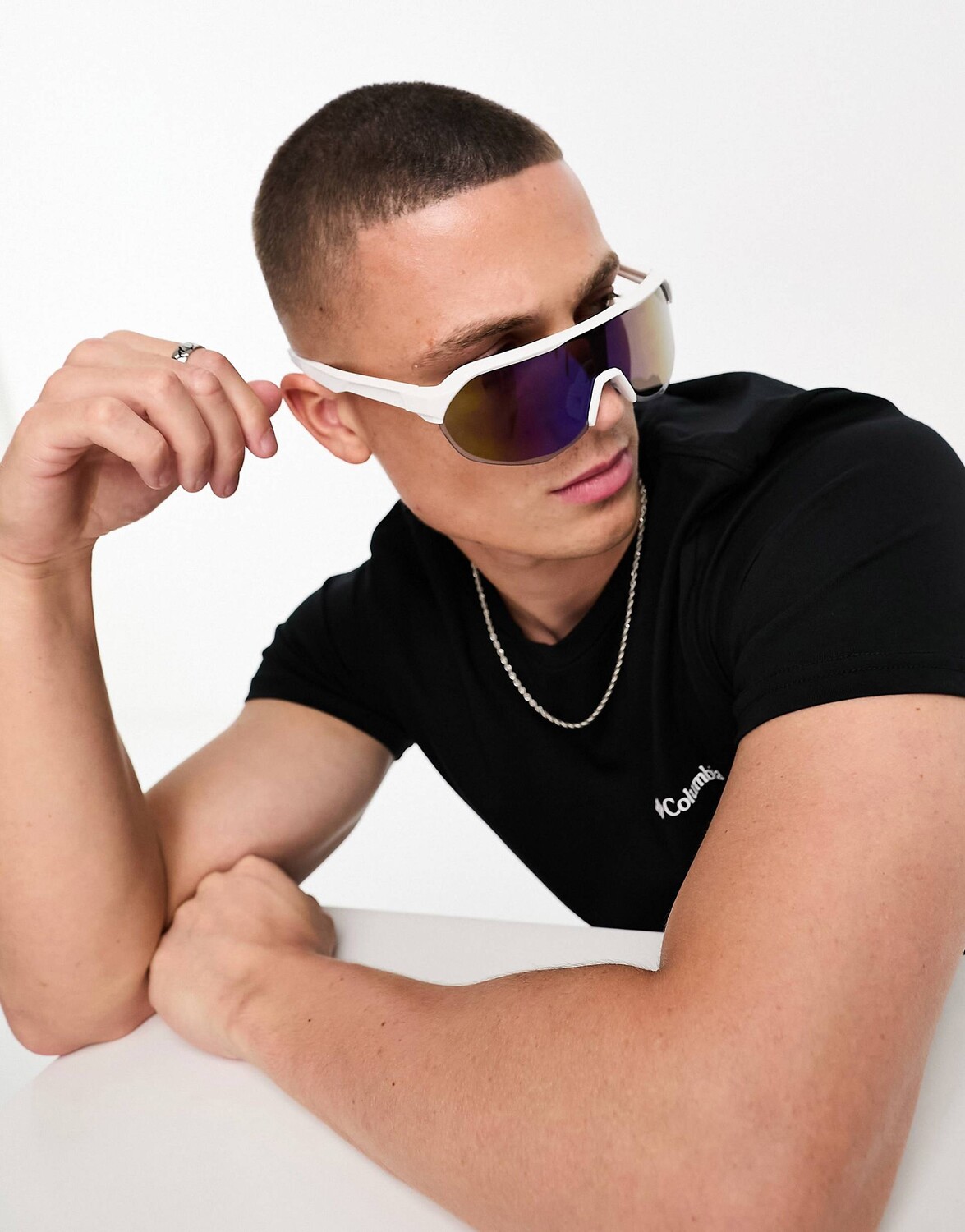 

Белые солнцезащитные очки в стиле ретро Jack & Jones
