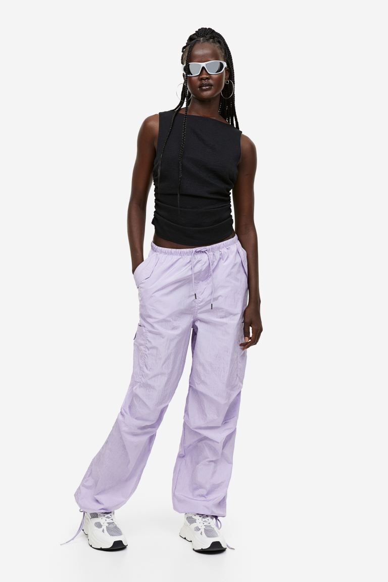 

Топ со сборками и открытой спиной H&M