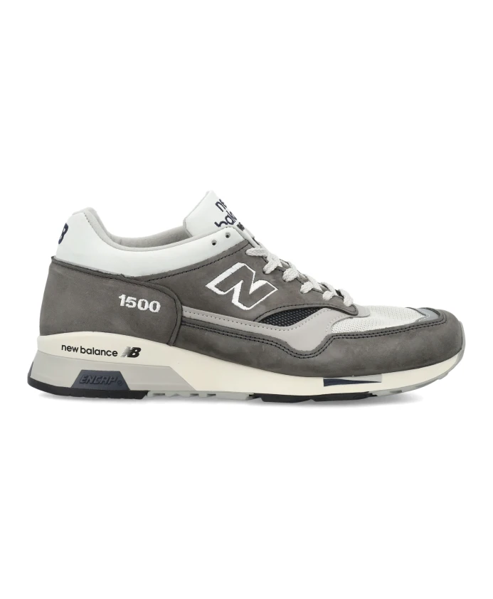 

Стильные кроссовки New Balance, мультиколор