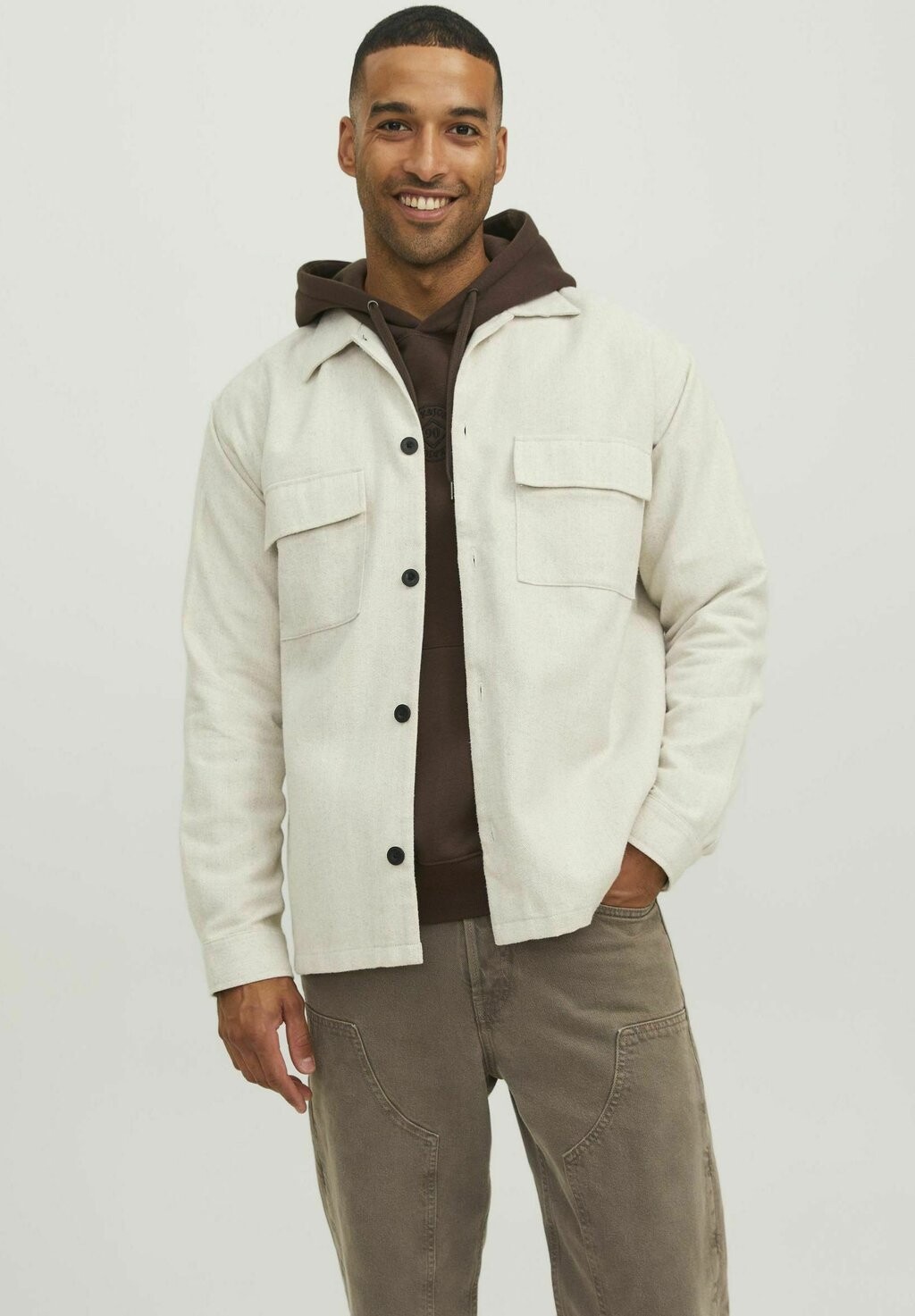 

Легкая куртка Jack & Jones, овсяная