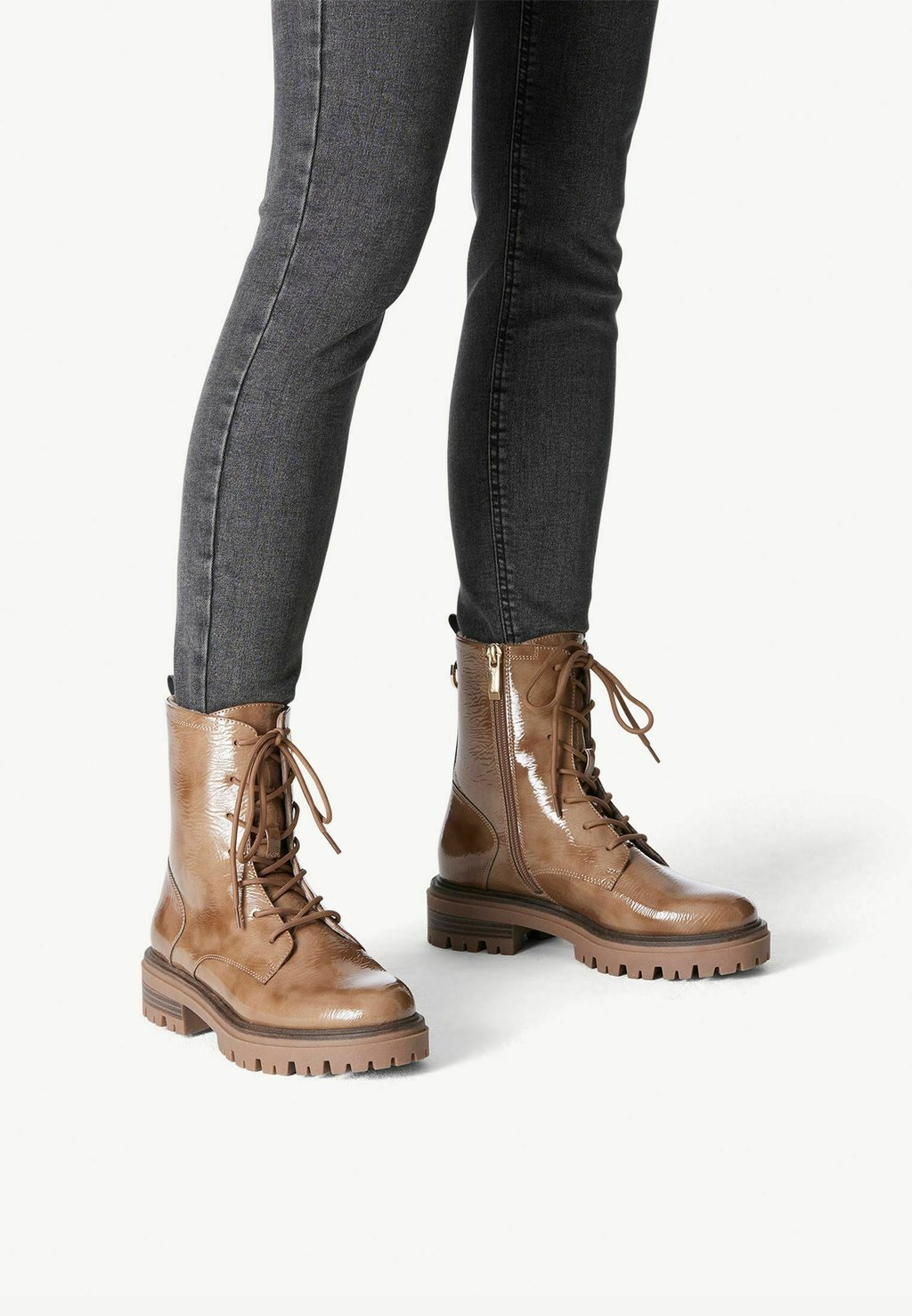 Ботинки на шнуровке Tamaris, коричневый ботинки на шнурках женские tamaris коричневый 40