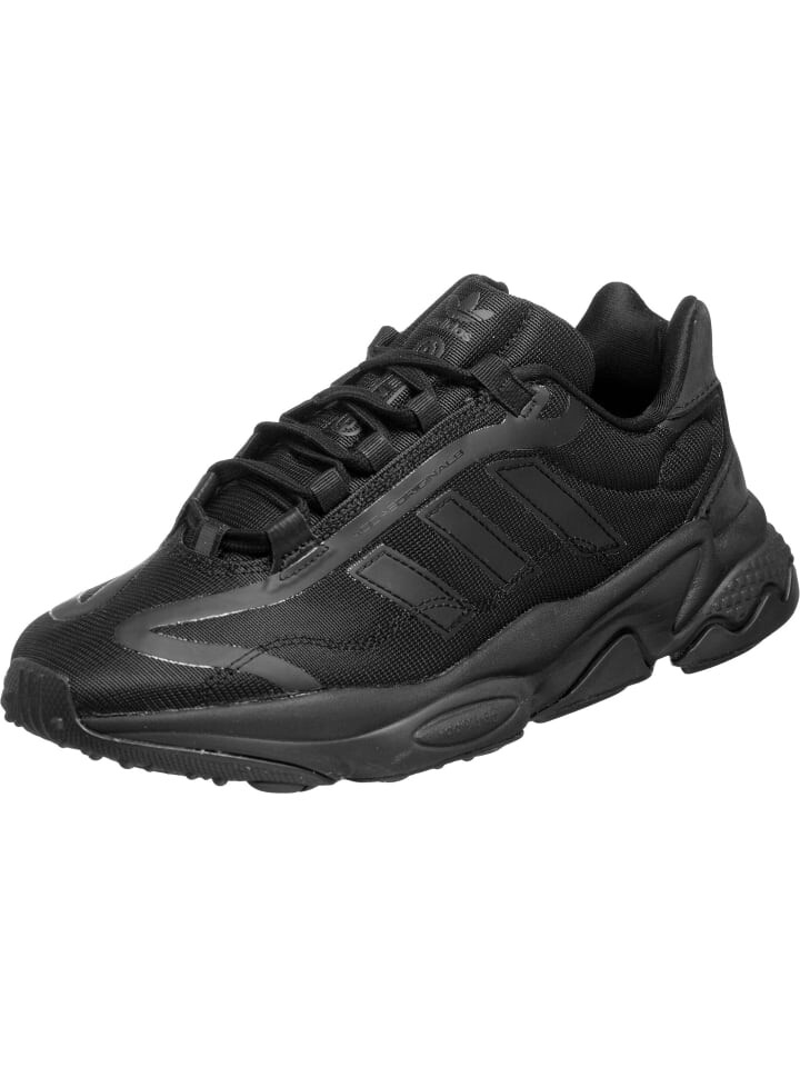 

Кроссовки на шнуровке adidas, цвет core black