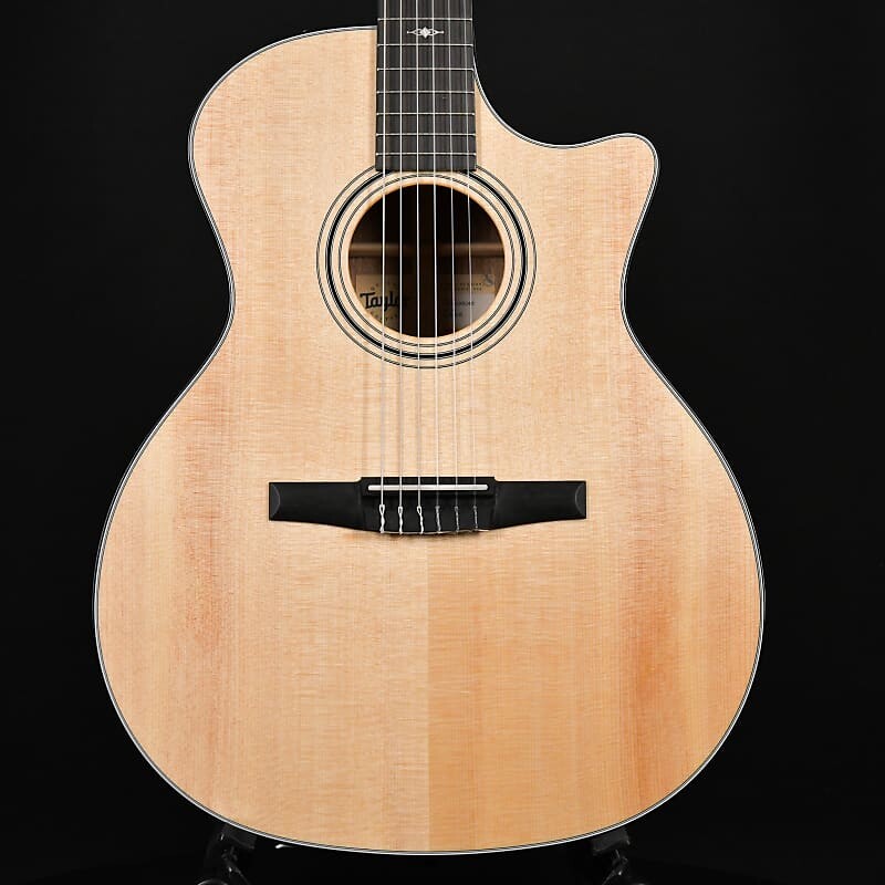 

Акустическая гитара Taylor 314ce-N Nylon Acoustic-electric Guitar Natural Sitka Spruce / Sapele 2023