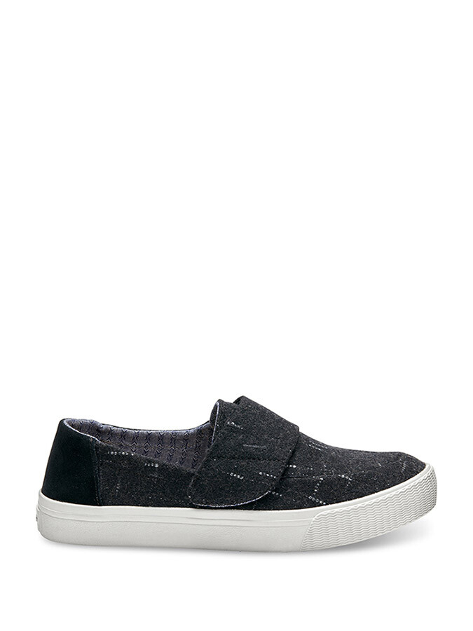 

Шлепанцы TOMS, черный