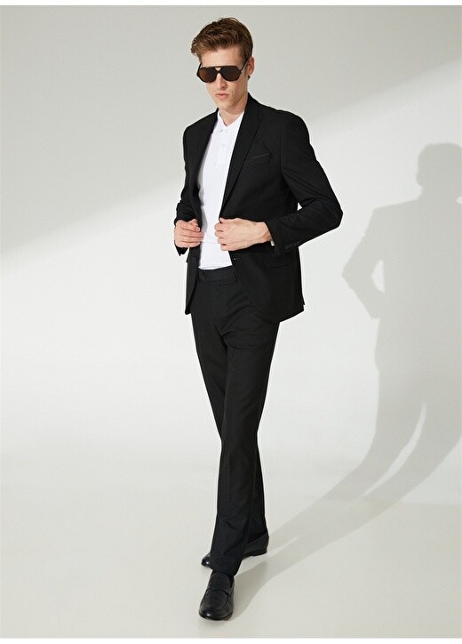 

Черный мужской костюм Slim Fit с нормальной талией Süvari