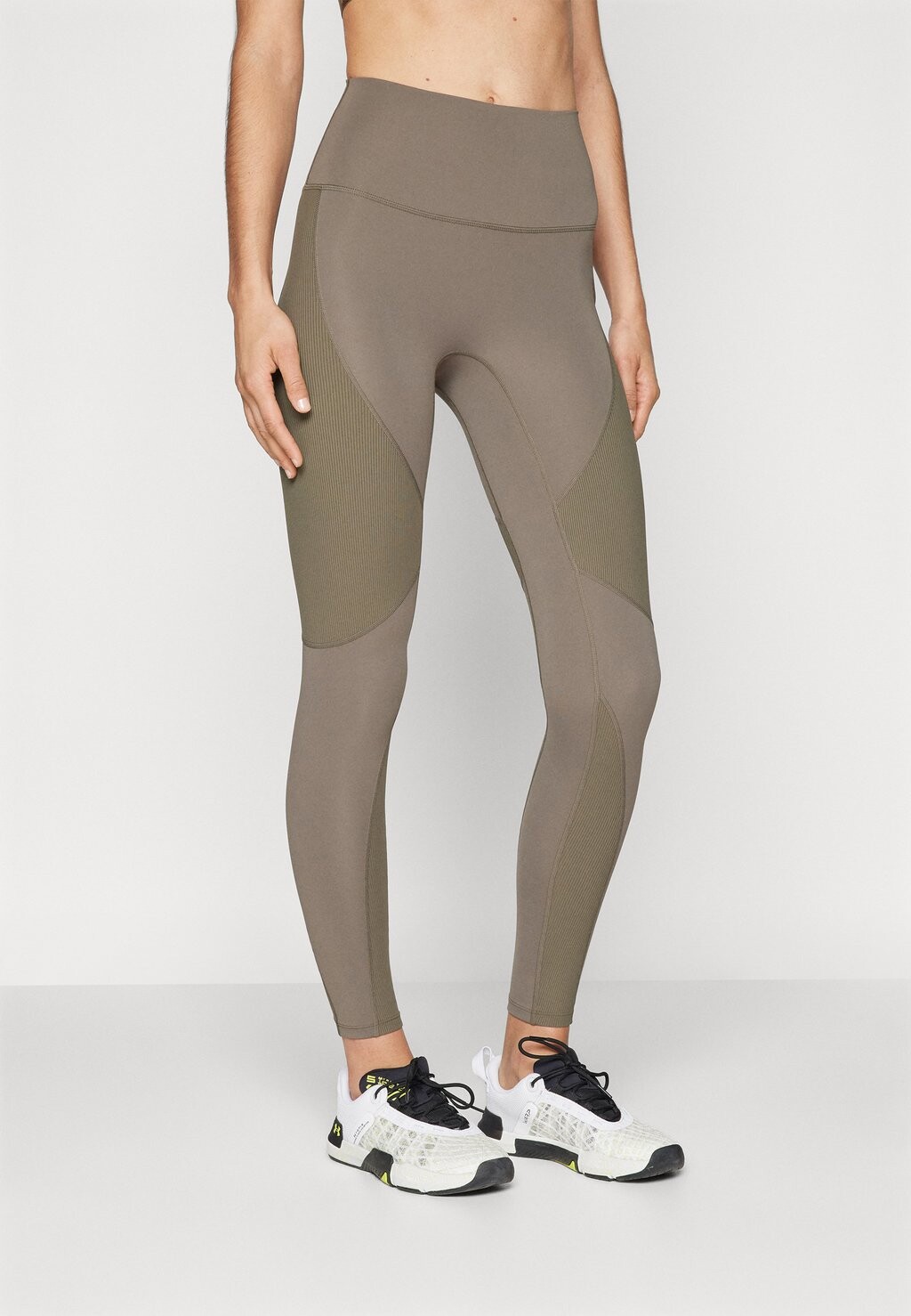 

Леггинсы FREE PLAY FULL LENGTH LEGGING P.E Nation, цвет khaki