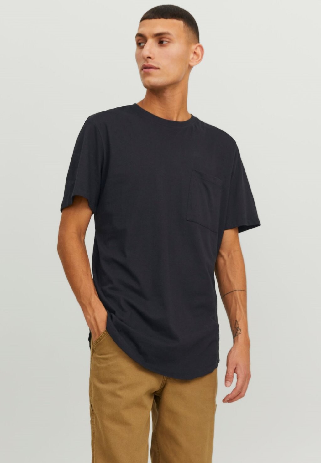 Базовая футболка JJENOA POCKET TEE CREW NECK Jack & Jones, черный