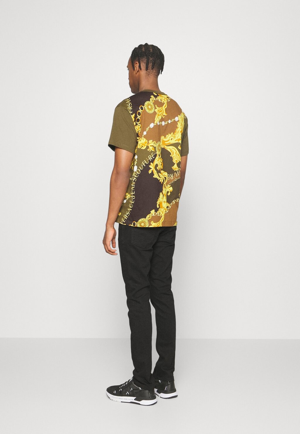 

Футболка с принтом Versace Jeans Couture, оливковый, Зеленый