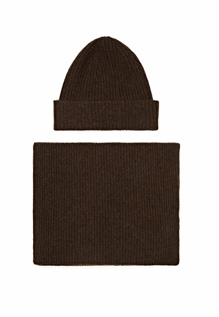 

Шапка SET Massimo Dutti, цвет dark brown