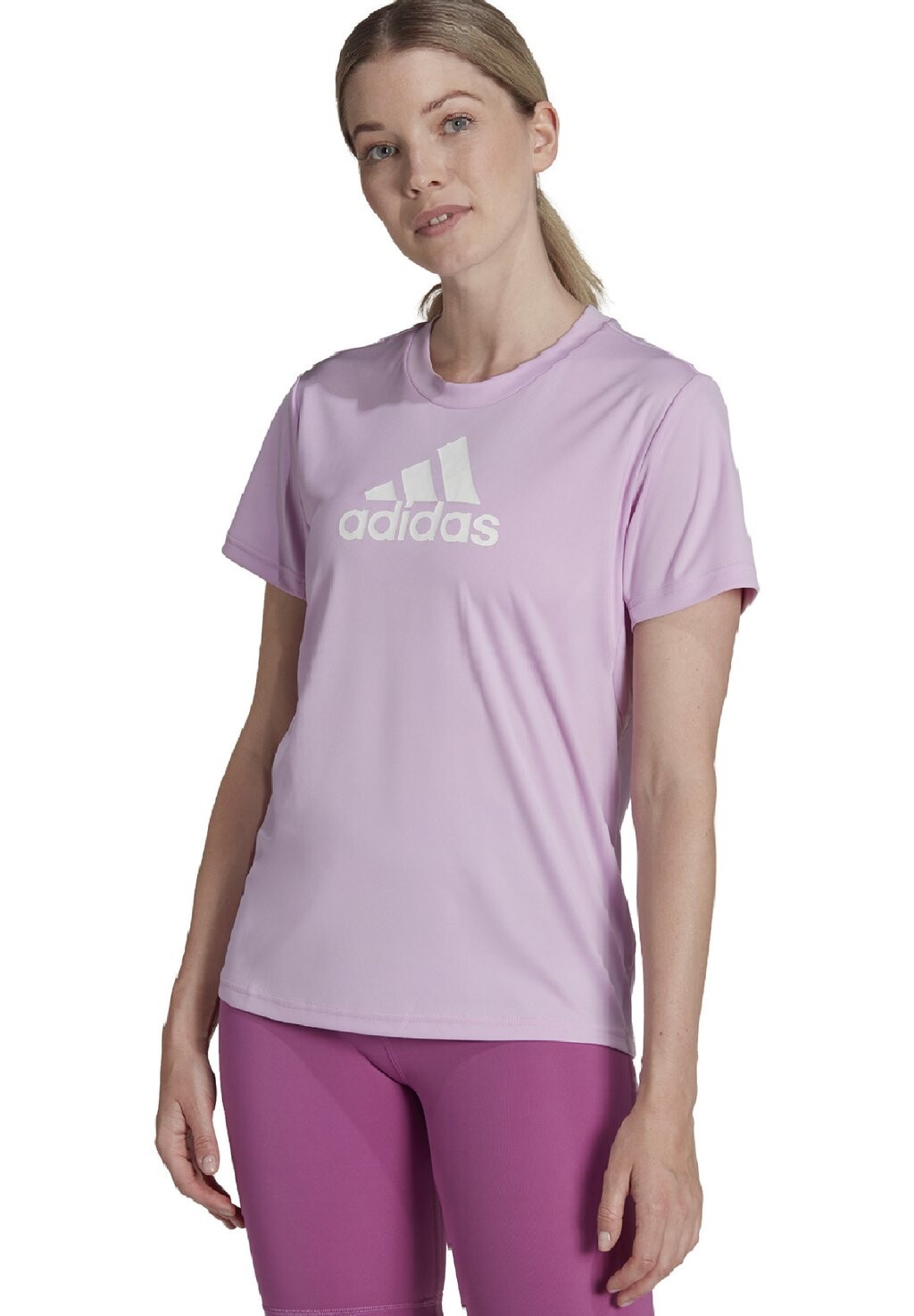 

Футболка с принтом Adidas