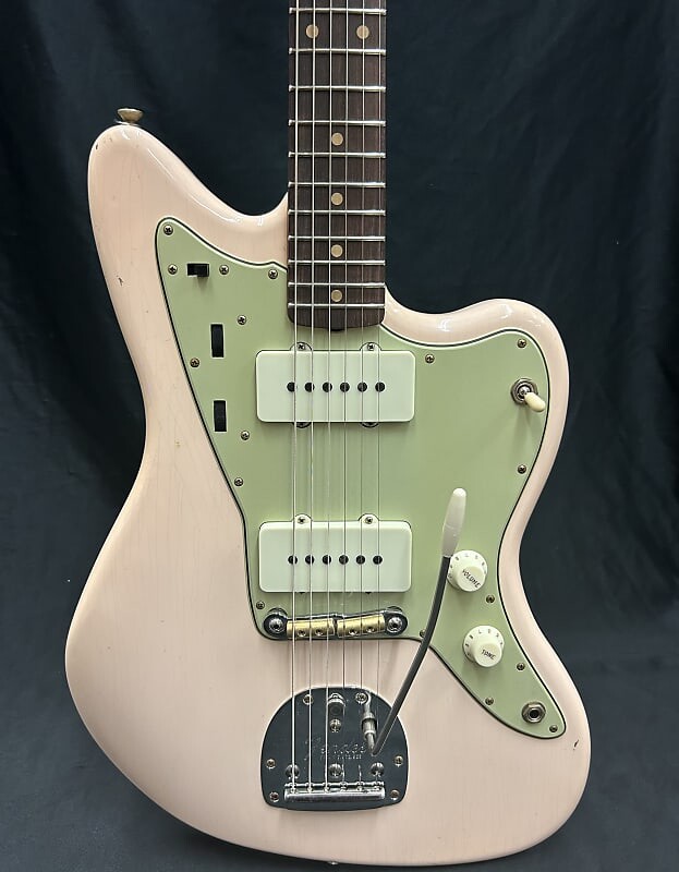 

Электрогитара Fender Custom Shop Limited Edition 1959 Jazzmaster Journeyman - Super Faded Aged Shell Pink