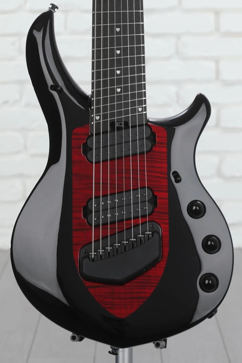 

Новая 8-струнная электрогитара Ernie Ball Music Man John Petrucci Majesty — сангвиново-красный цвет
