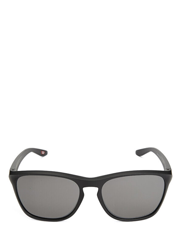 

Черные мужские солнцезащитные очки Oakley