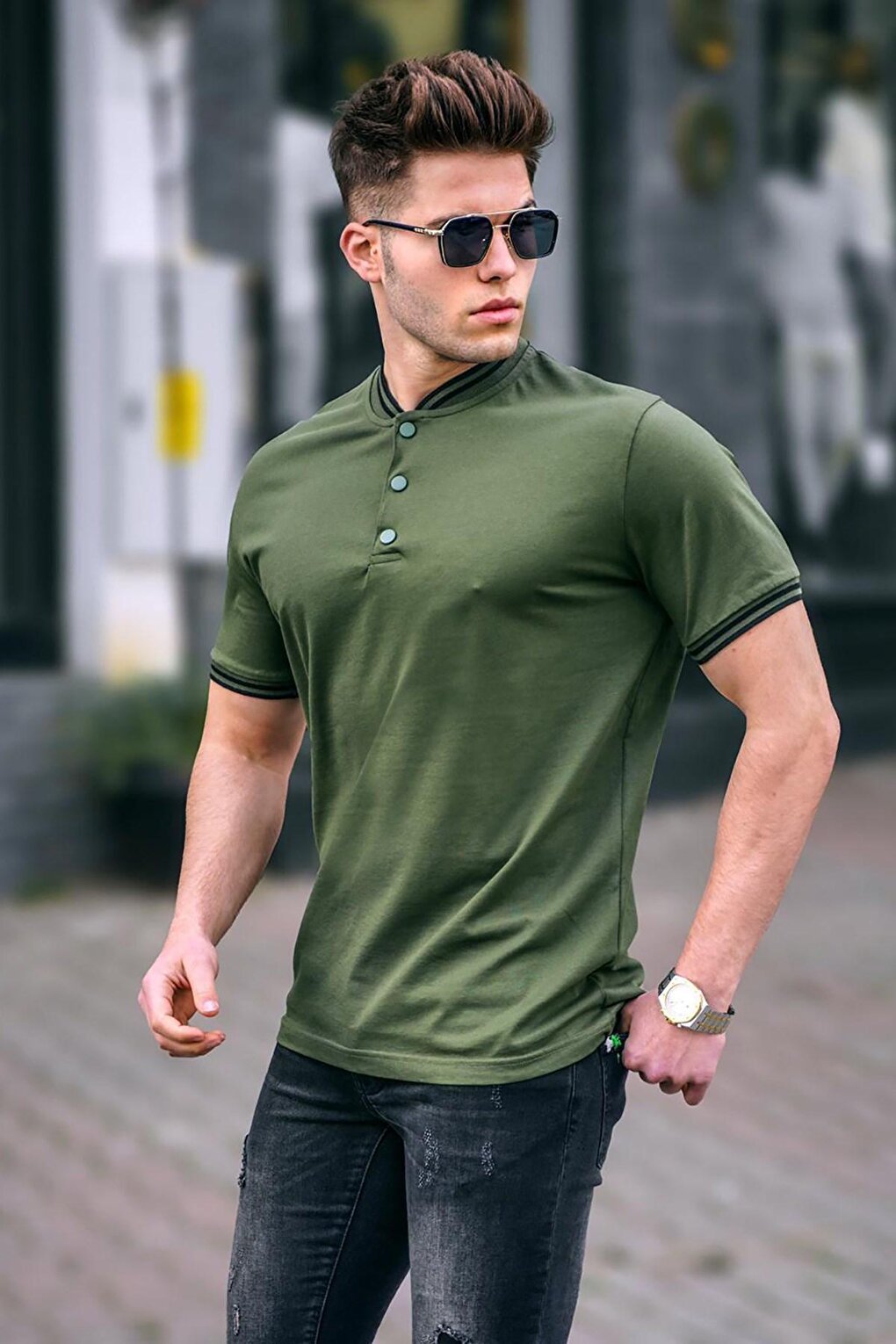 цена Хаки-зеленая однотонная мужская футболка с воротником-поло MADMEXT, хаки
