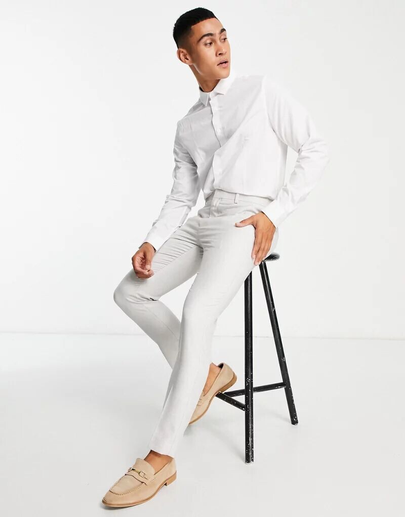 

Светло-бежевые костюмные брюки River Island с плюмети