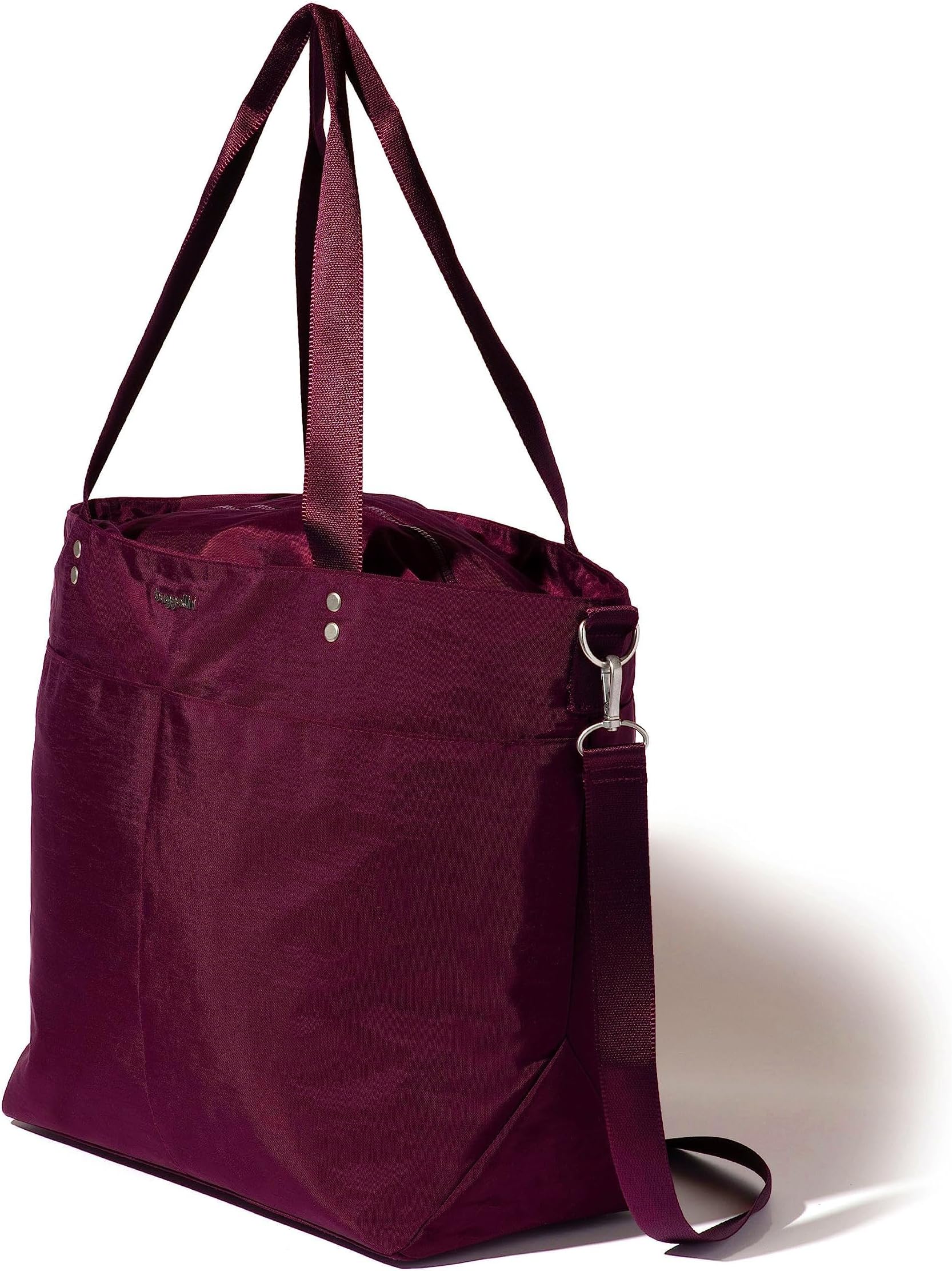 

Большая сумка для переноски Baggallini, цвет Mulberry