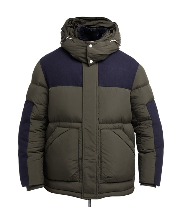

Пуховик Emporio Armani, хаки