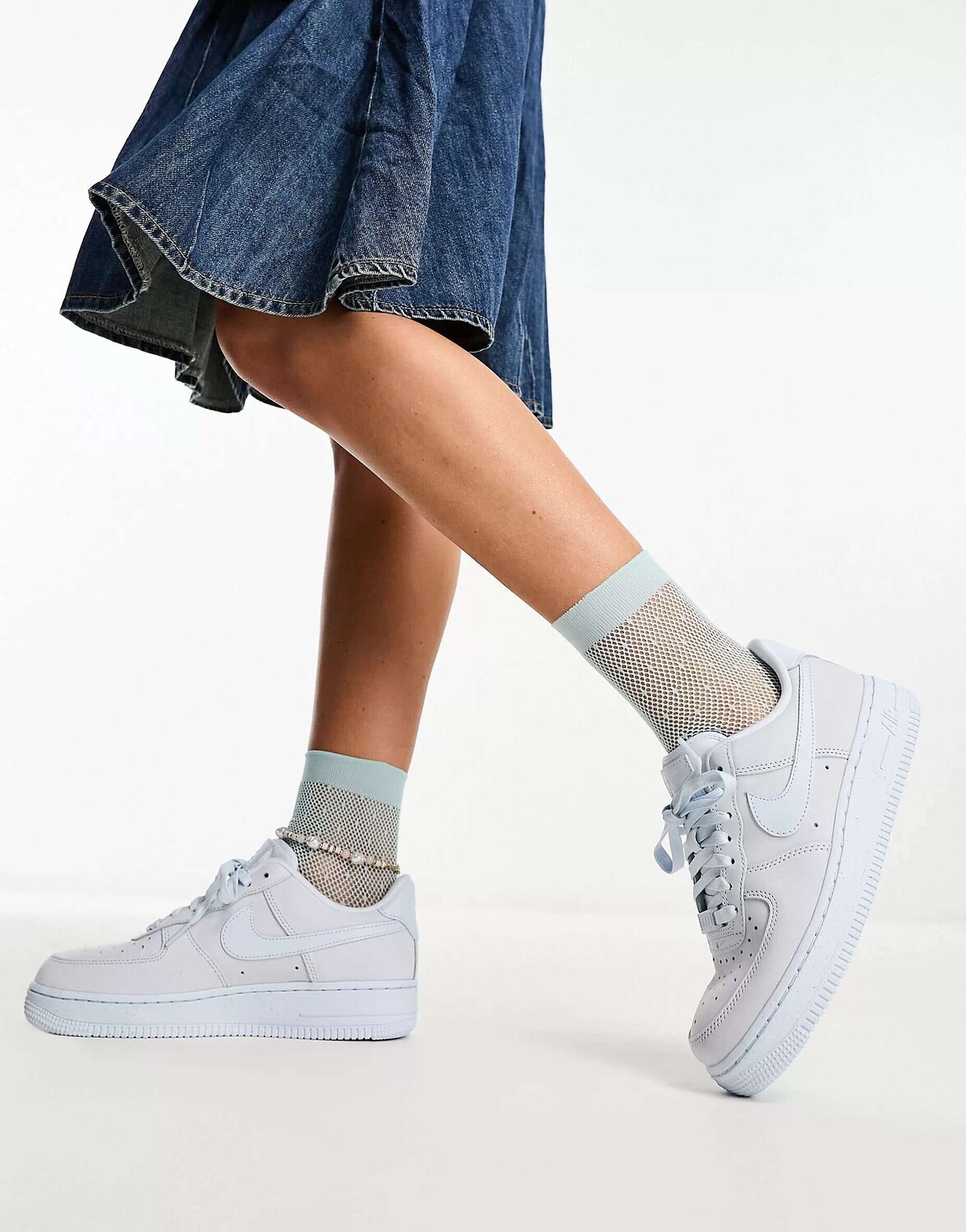 

Кроссовки премиум-класса Nike Air Force 1 '07 синего оттенка