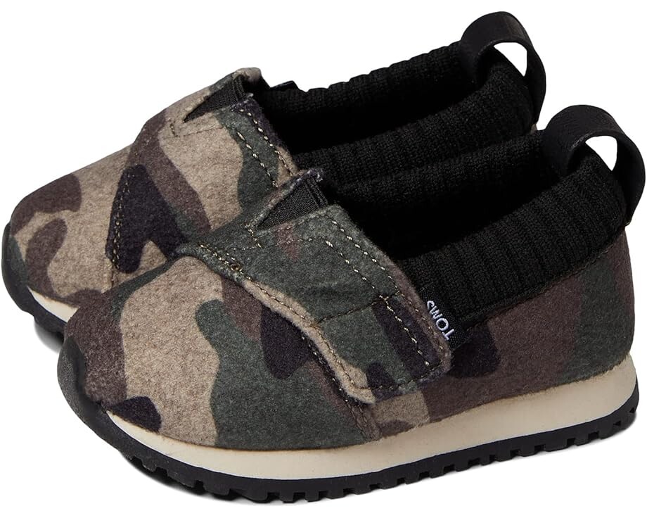 Домашняя обувь Toms Tiny Camo Printed Felt Alpargata Resident, цвет Green Multi