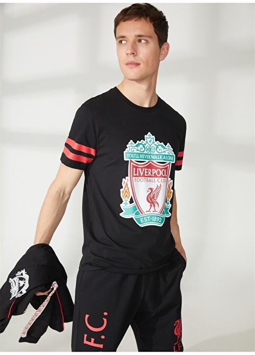

Черная мужская футболка с принтом Liverpool Never Say Never, Черный