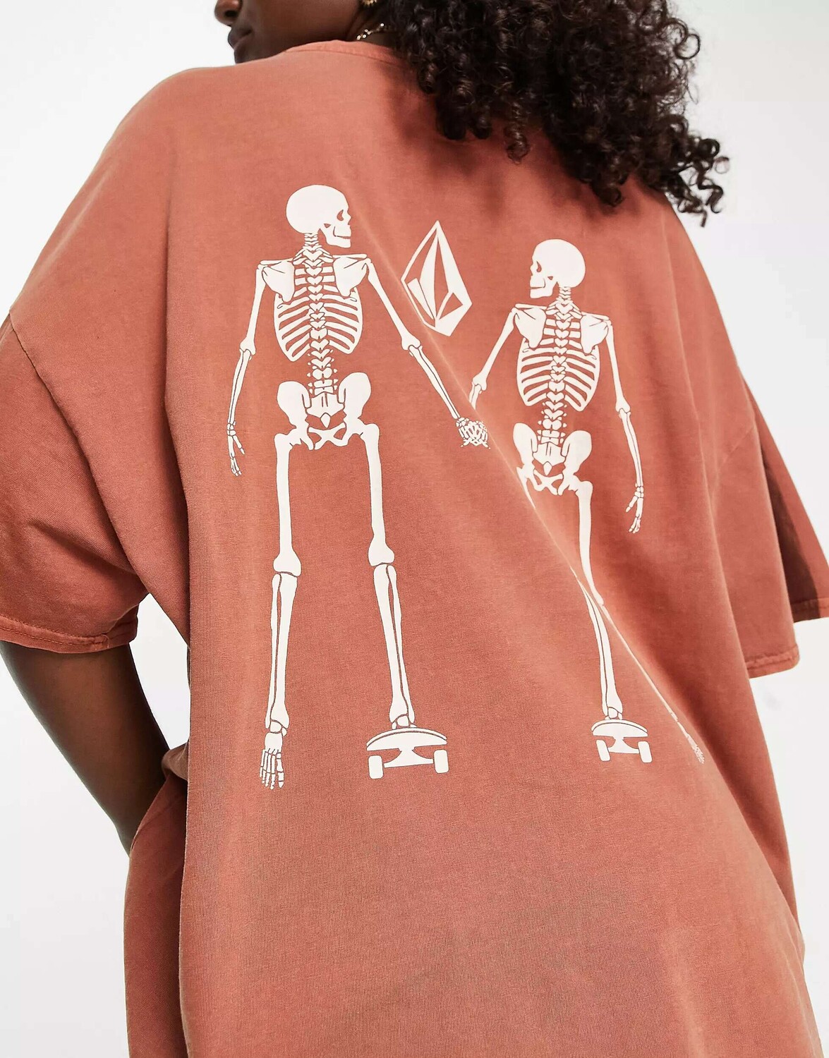 

Темная глиняная футболка Volcom my Guys