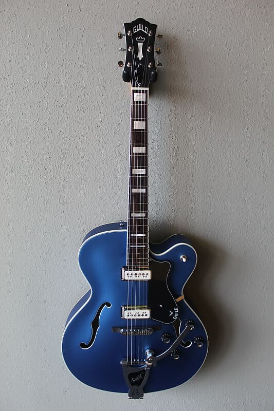 

Электрогитара Brand New Guild X-175 Manhattan Special Hollow Body Electric Guitar