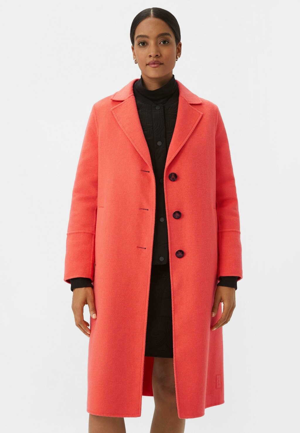 

Пальто классическое LOOSE FIT AUS DOUBLEFACE comma casual identity, цвет koralle