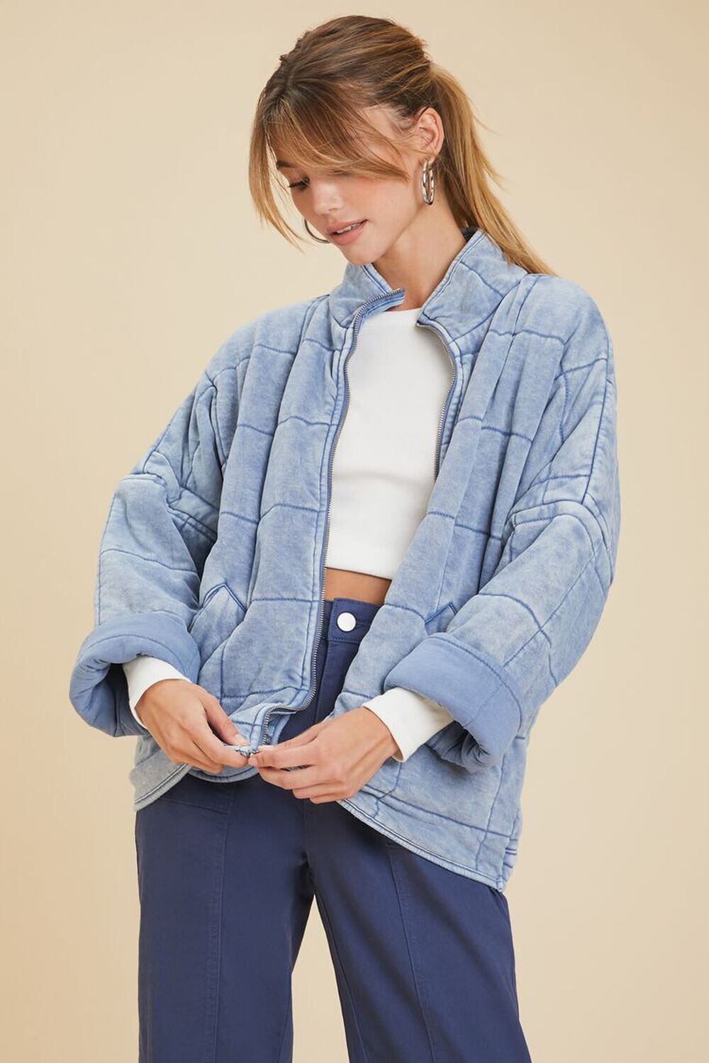 

Стеганая куртка на молнии Forever 21, деним