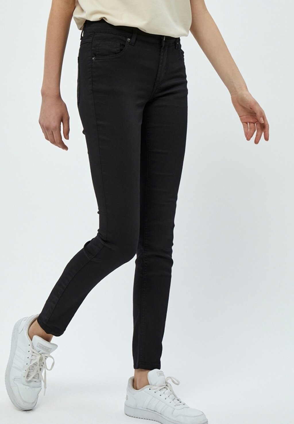 

Джинсы Slim fit Desires