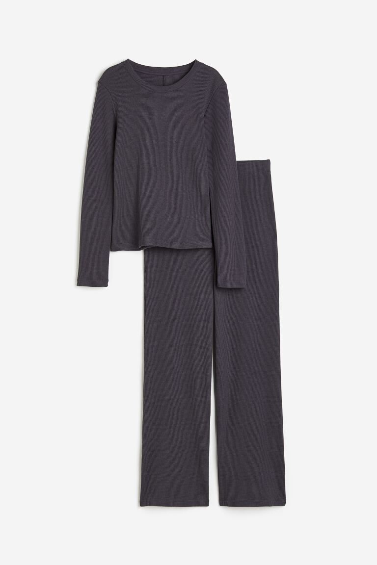 

Пижамный комплект с сотовой текстурой сверху и снизу H&M