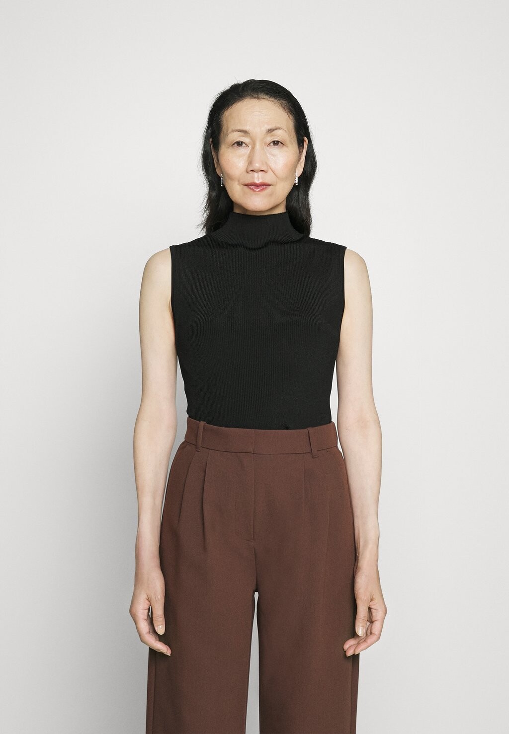 

Топ SLFCARO Selected Femme, черный