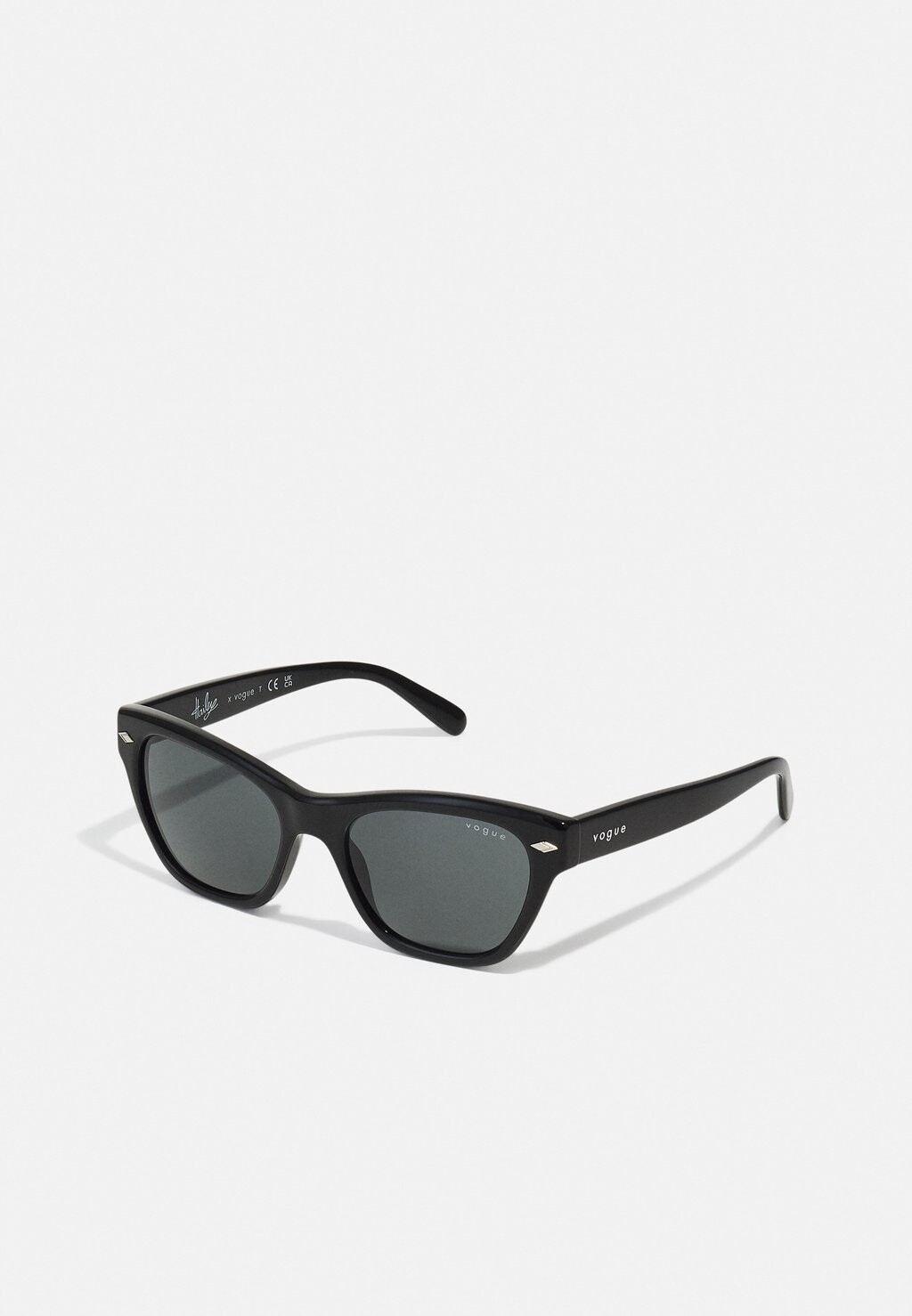 

Солнцезащитные очки VOGUE Eyewear, черный