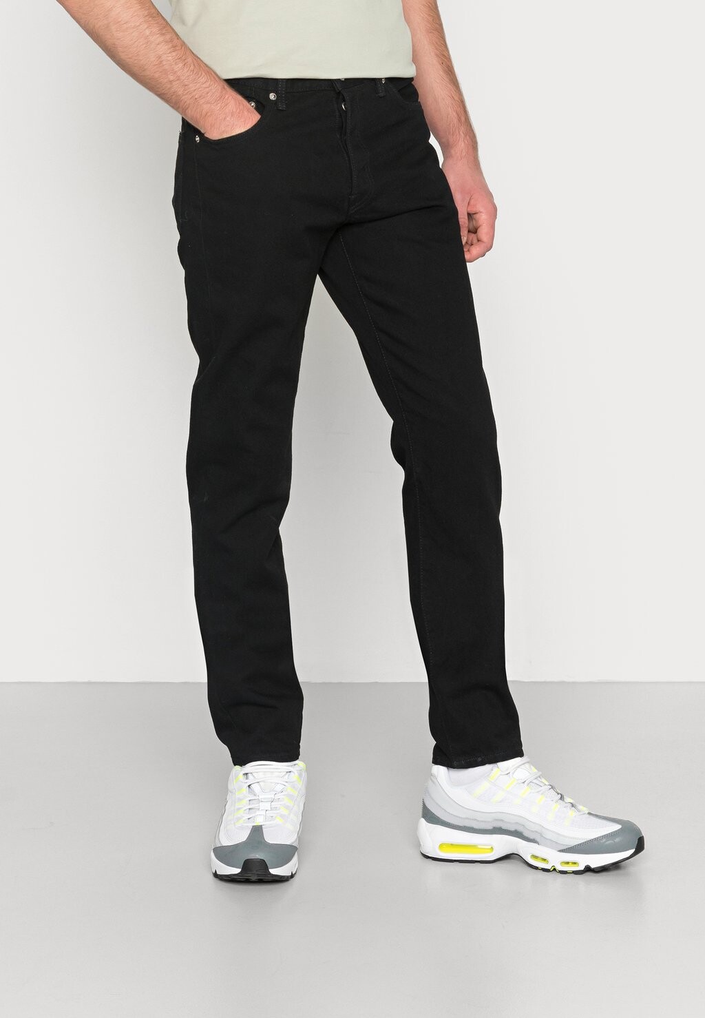 

Джинсы Tapered Fit Edwin, черный деним