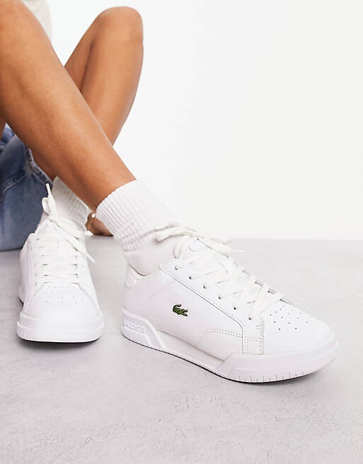 

Белые кроссовки Lacoste Twin Serve