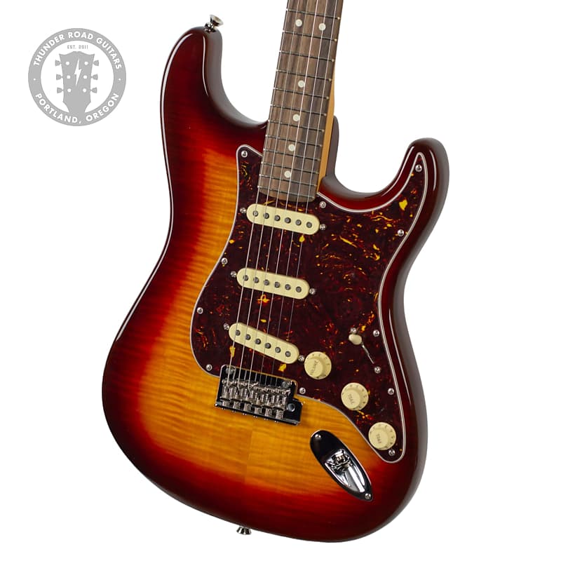 цена Электрогитара Fender 70th Anniversary American Professional II Stratocaster Comet Burst
