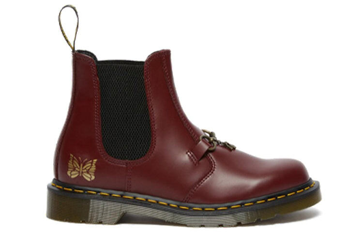 

Ботинки челси Dr.Martens Needles 2976, красный / черный