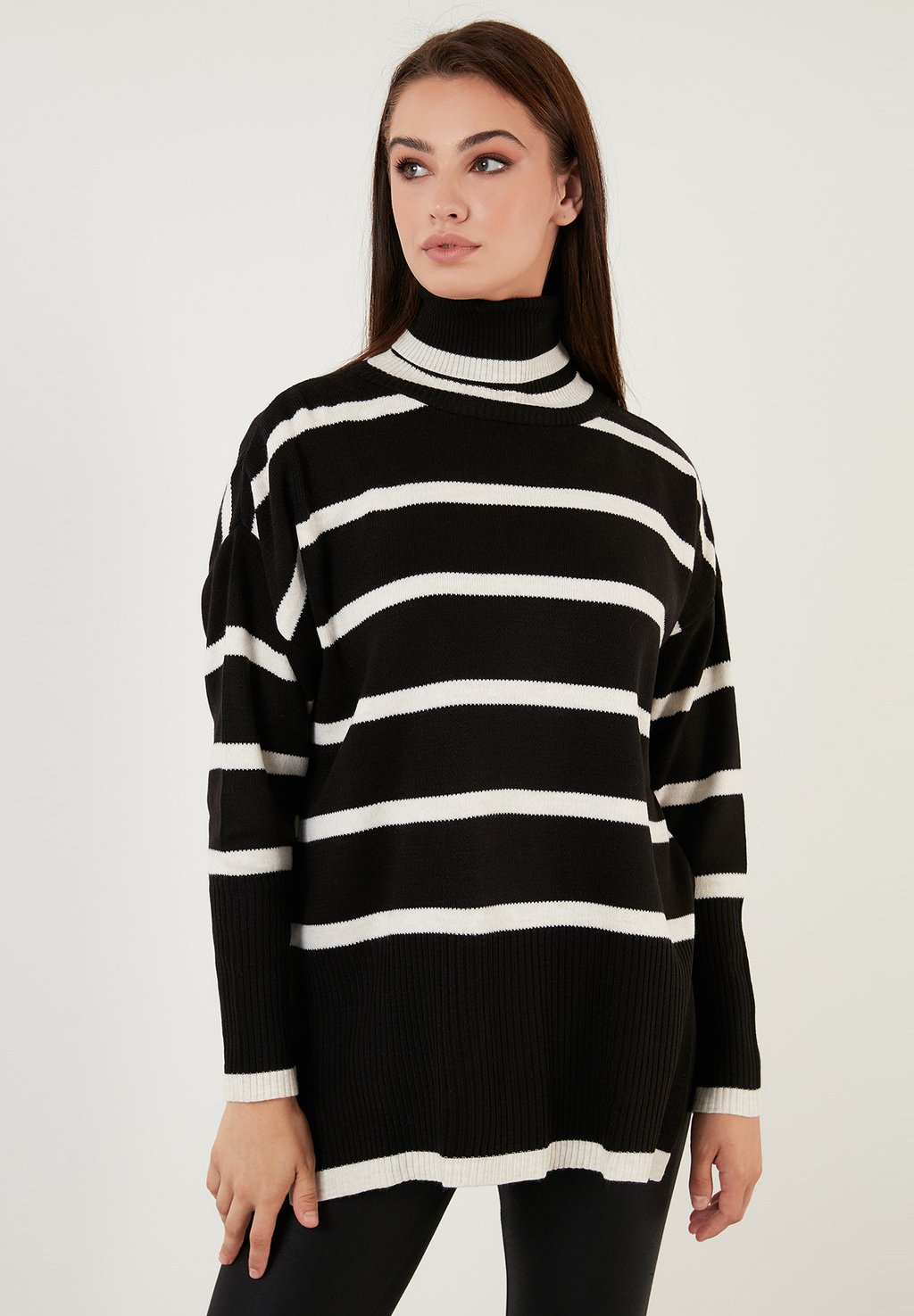 Вязаный свитер LELA, цвет black