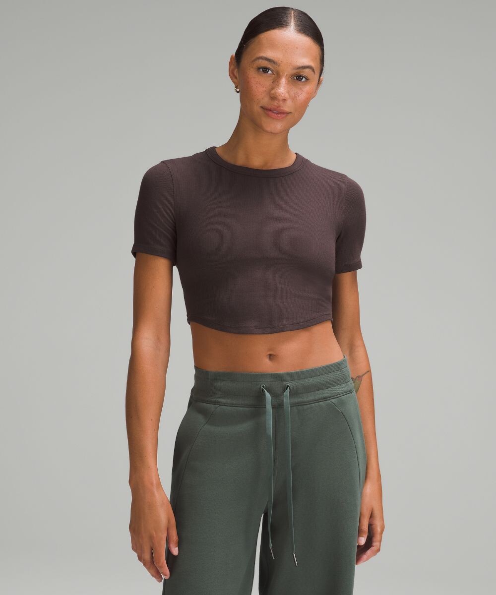 

Укороченная футболка Hold Tight Lululemon, эспрессо