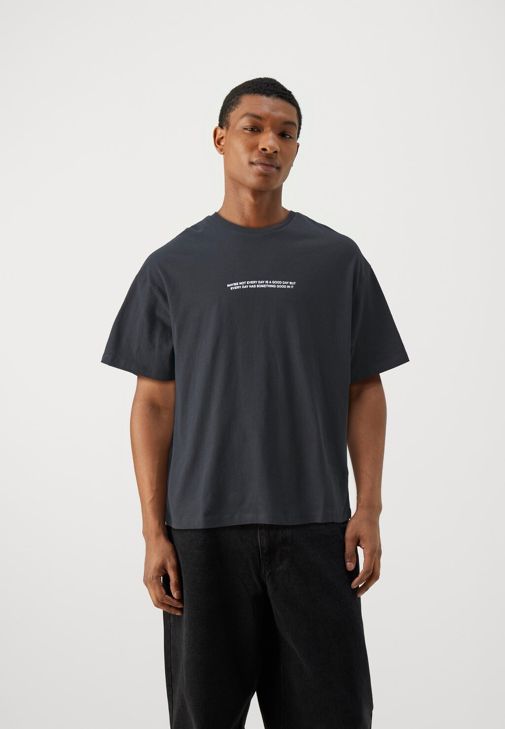 

Футболка с принтом JORBALANCE TEE UNISEX Jack & Jones, цвет jet black
