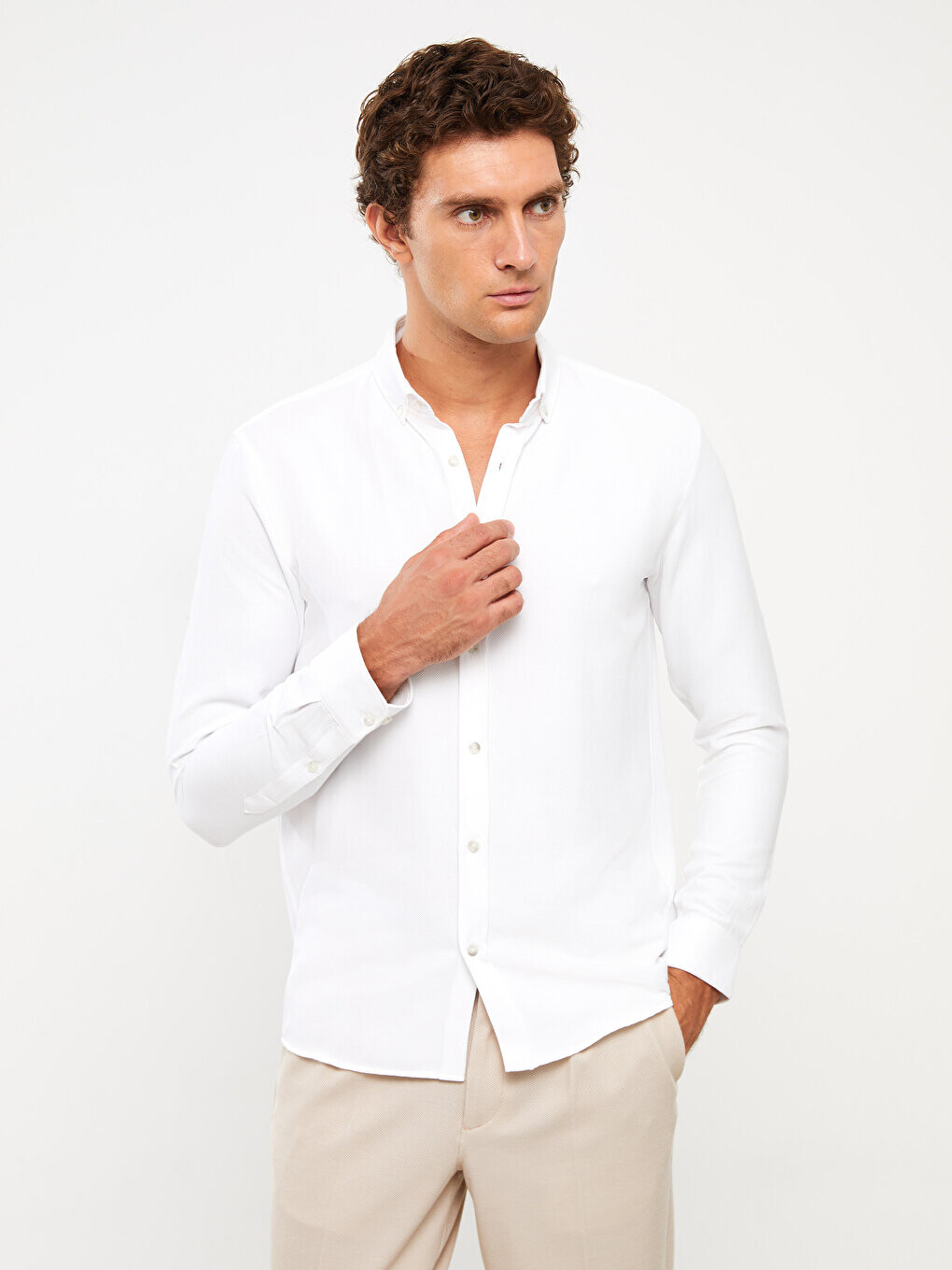 

Мужская рубашка Добби Slim Fit с длинным рукавом LCW Vision, буксе белый